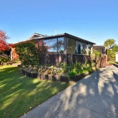 Highland Place Avonhead Christchurch Extérieur photo