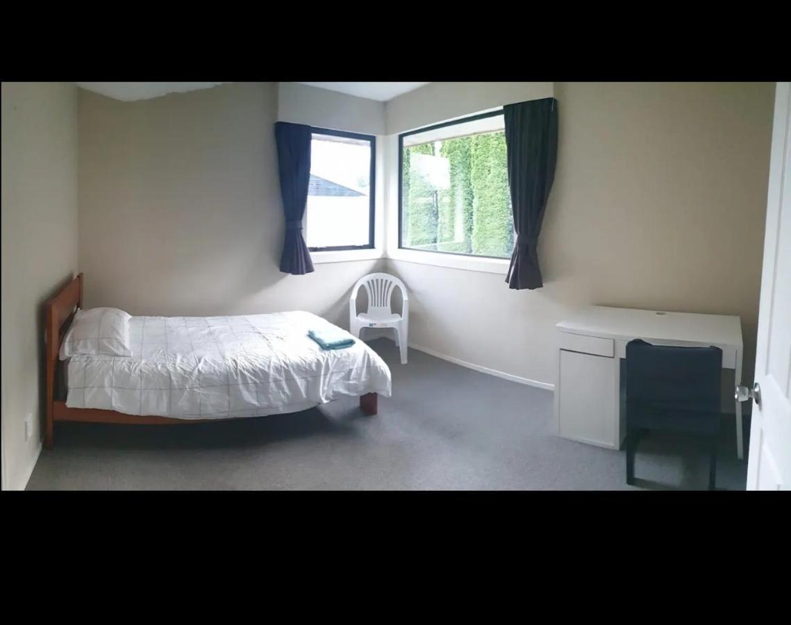 Highland Place Avonhead Christchurch Extérieur photo