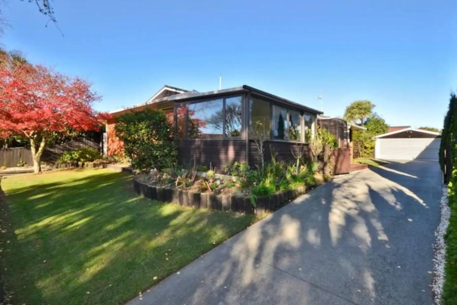 Highland Place Avonhead Christchurch Extérieur photo
